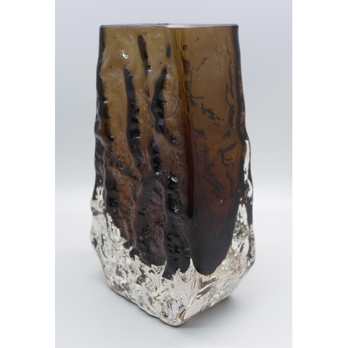 611 - A Whitefriars 1970s coffin vase in cased cinnamon, designed by Geoffrey Baxter, 13cm