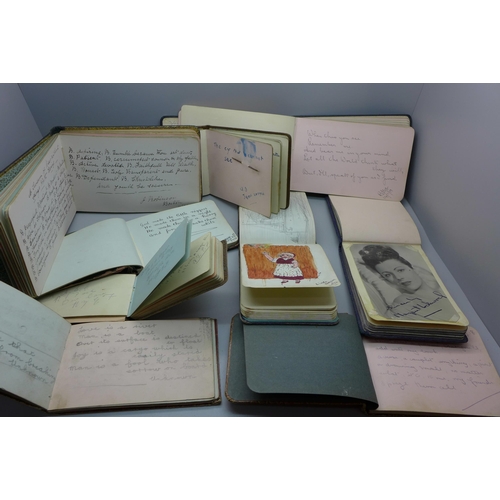 651 - Early 20th Century autograph and keepsake books