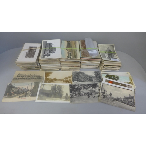 673 - Approximately 925 mainly Edwardian postcards, some later