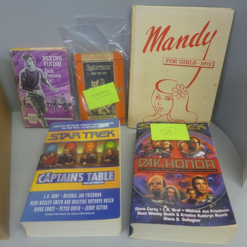 745 - Sci-fi and war books including a first edition Penguin Books Quatermass and The Pit by Nigel Kneale