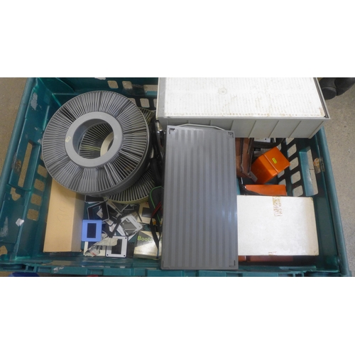 750 - A collection of picture slides and camera equipment