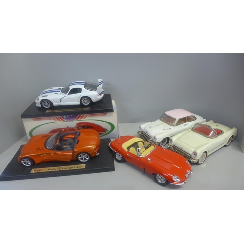 774 - A collection of vintage model 1/18 scale cars with two E-Type Jaguars and Dodge Concept Vehicle