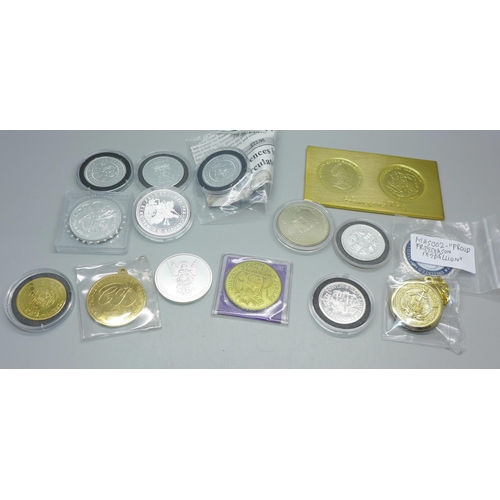 844 - A collection of coins and medallions