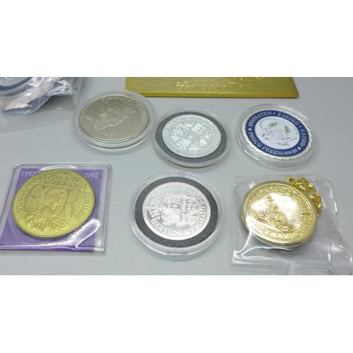844 - A collection of coins and medallions