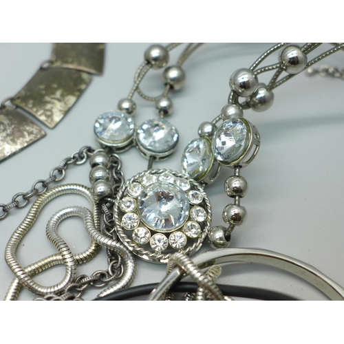 857 - Designer jewellery including Napier