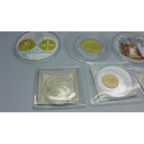 869 - A collection of commemorative medallions