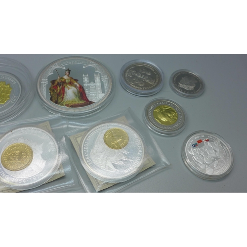 869 - A collection of commemorative medallions