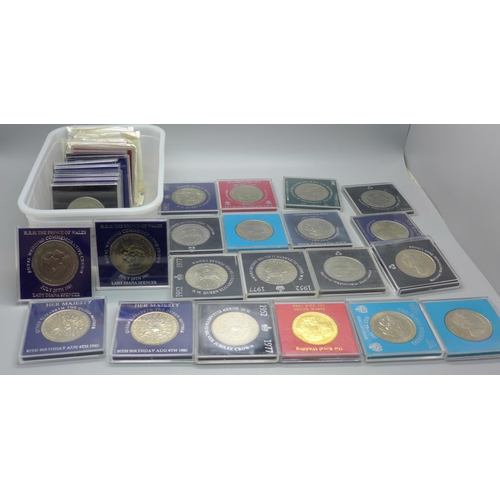 880 - A collection of commemorative crowns