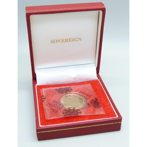 893 - A 2012 gold full sovereign