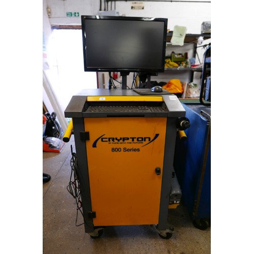 2027 - A Crypton 800 Series emissions analyser * this lot is subject to VAT