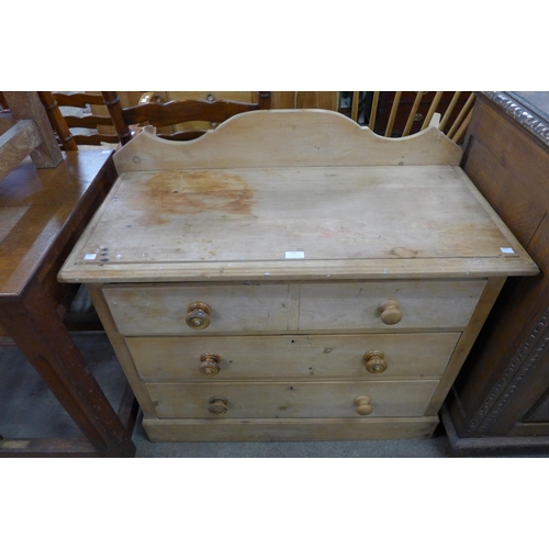 149 - A Victorian pine chest of drawers