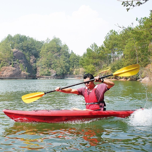 1578 - A H20 Flo 10Ft Sit-In Kayak with Paddle, original RRP £249.99 + VAT (4184-7) *This lot is subject to... 