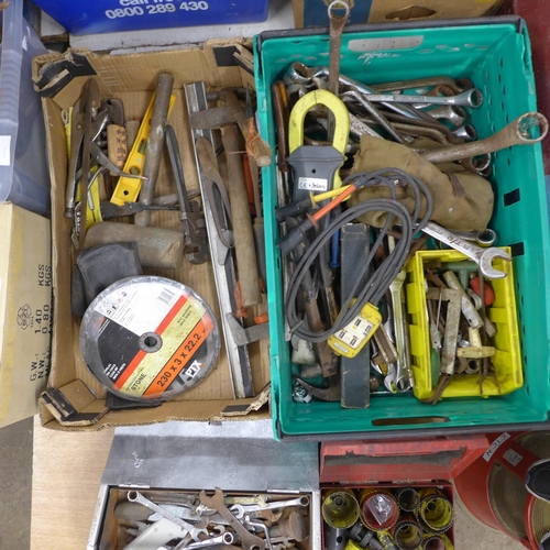 2008 - 2 Trays of mixed tools and 3 metal tool boxes including Phase & continuity indicator, screwdrivers, ... 