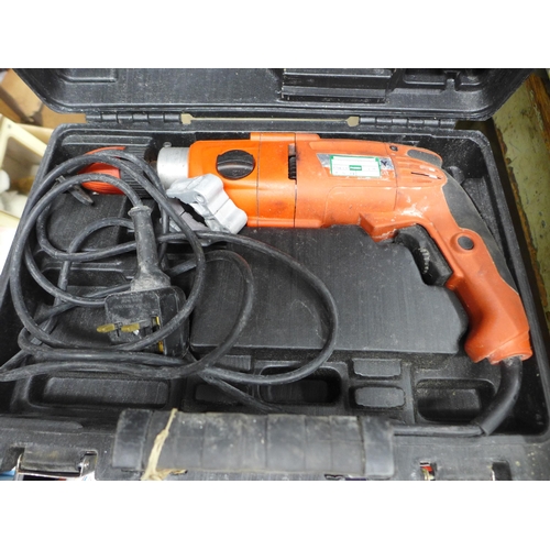 2014 - Four power tools and a Mikita drill set