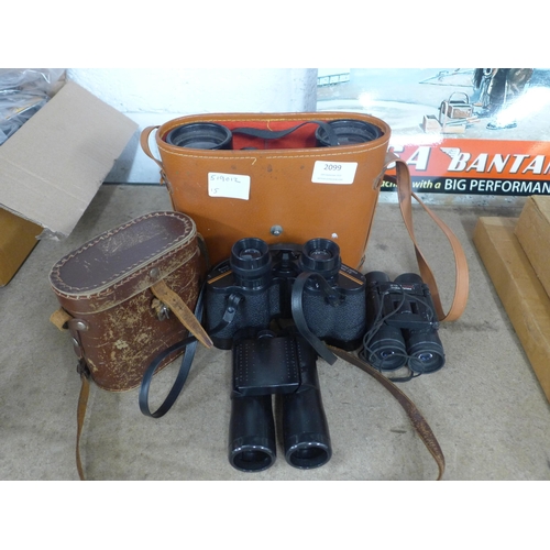 2099 - A collection of binoculars including Prinz 8x30, Tohyoh Tokyo 7x50, Praktica Sport CN 12 x 25 and ot... 