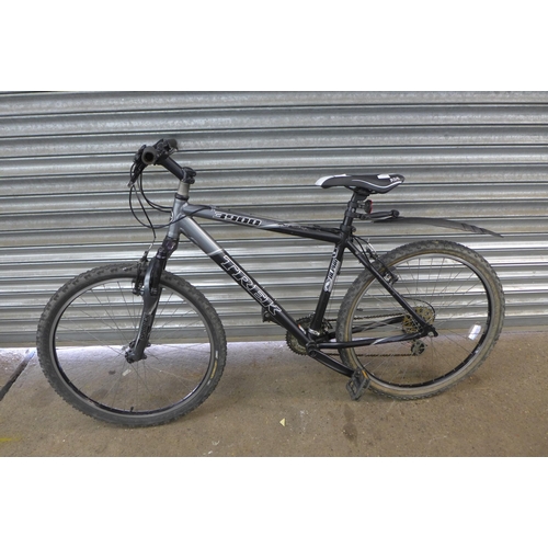 2173F - A Trek aluminium framed Alpha 3900 mountain bike - Police repossession