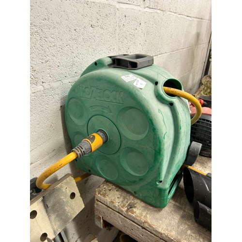 2242 - A hose reel