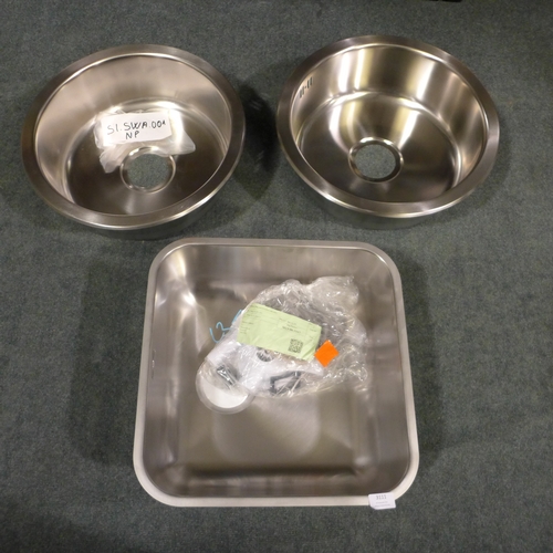 3198 - Two 450mm Installation Round Stainless Steel Sinks And Blanco Square Sink  * This lot is subject to ... 