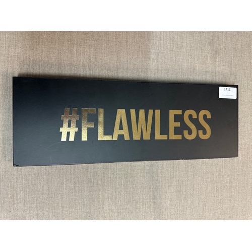 1411 - A Flawless gold foil plaque (1863801)   #