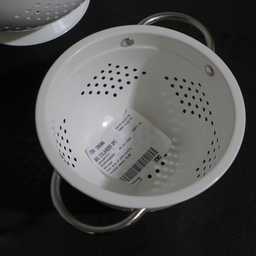 3005 - Miu 3pc Colander set (303-274) * This lot is subject to VAT