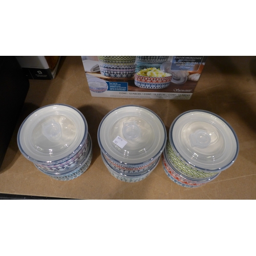 3016 - Microwavable Bowls With Lids  (303-376) * This lot is subject to VAT