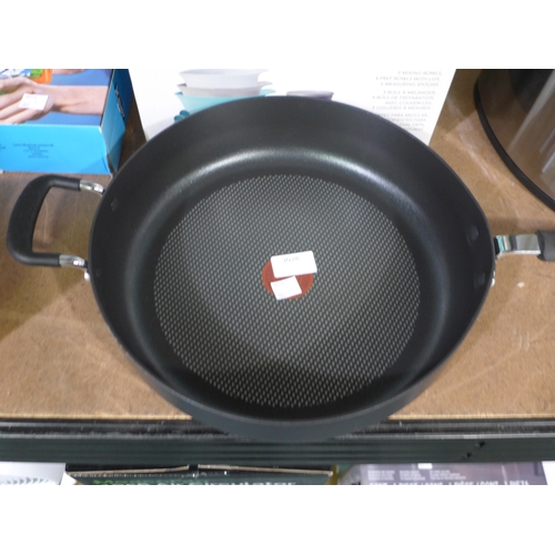 3028 - Tefal Deep Saute Pan - No Lid (4.7l/30cm) (303-353) * This lot is subject to VAT