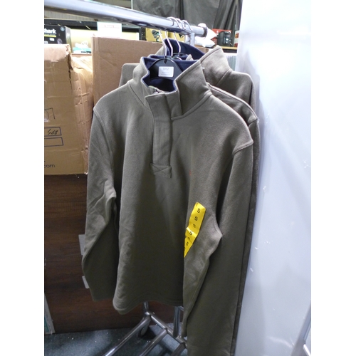 3052 - Three men's green pullovers by Crew Clothing, sizes S & M  * This lot is subject to VAT