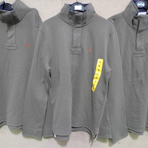 3052 - Three men's green pullovers by Crew Clothing, sizes S & M  * This lot is subject to VAT