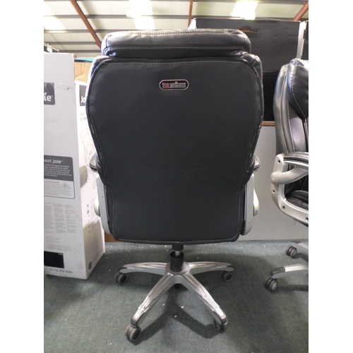 3060 - True Wellness Black swivel office chair (marked/damaged)