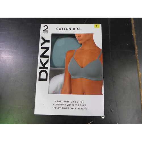 3085 - Quantity of ladies green and grey DKNY cotton bras - Size S  * This lot is subject to VAT