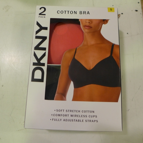 3090 - Quantity of ladies pink and black DKNY cotton bras - Size S  * This lot is subject to VAT