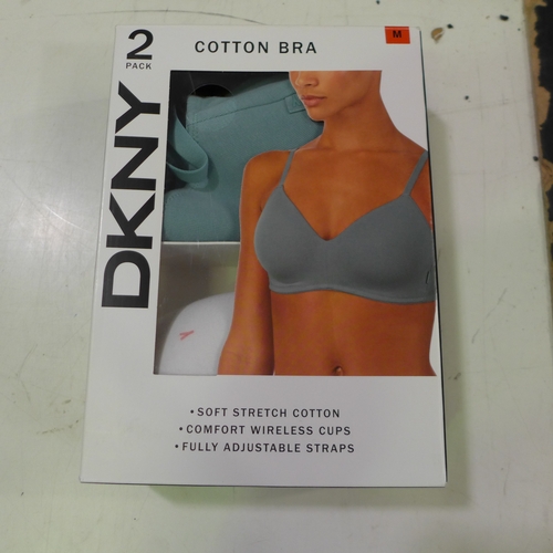 3091 - Quantity of ladies green and grey DKNY cotton bras - Size M  * This lot is subject to VAT