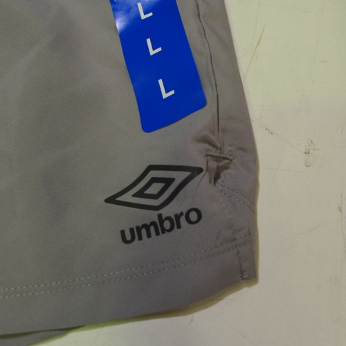 3098 - Quantity of men's grey Umbro shorts - mixed size  * This lot is subject to VAT