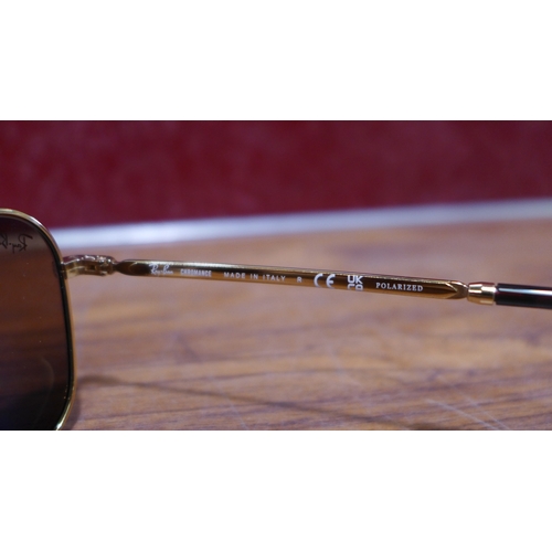 3129 - Rayban gold Metal Sunglasses, Original RRP £116.99 + vat   (302-521)  * This lot is subject to vat