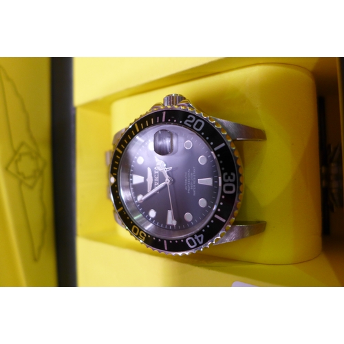 3155 - Invicta Gent's Pro Diver watch - Damaged Strap - model no:- 30091      (303-73) * This lot is subjec... 