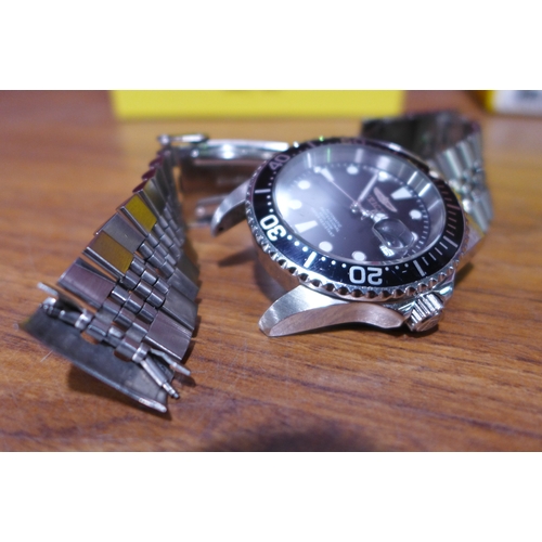 3155 - Invicta Gent's Pro Diver watch - Damaged Strap - model no:- 30091      (303-73) * This lot is subjec... 