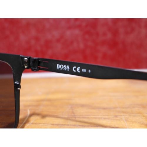 3160 - Hugo Boss Black Plastic Sunglasses, original RRP £107.86 + VAT    (303-49) * This lot is subject to ... 