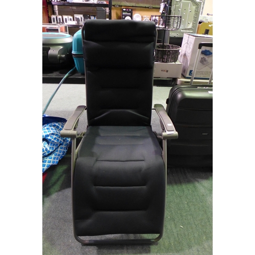 3361 - Lafuma Padded Recliner Chair , Original RRP £159.99 + vat        (302-12)  * This lot is subject to ... 