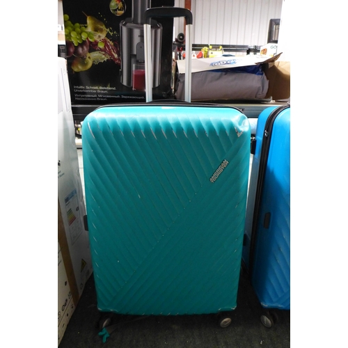 3369 - At Visby Large Case  HardSide Spinner Case - Damaged    (302-620)  * This lot is subject to vat