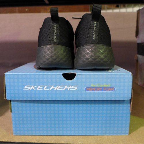 3418 - Men's black Skechers - UK size 9  * This lot is subject to VAT