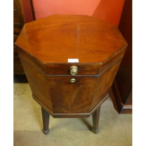 92 - A George III mahogany octagonal wine cooler on stand