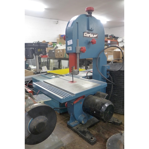 2042 - A Clarke woodwork 190mm bandsaw (240v, 350w)