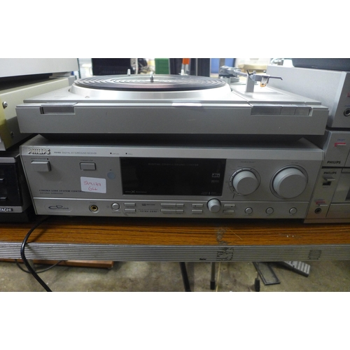 2196 - A quantity of Philips stereo equipment:- turntable (model:- F7230), fully automatic synchro control,... 