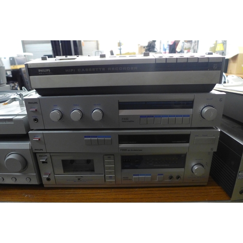 2196 - A quantity of Philips stereo equipment:- turntable (model:- F7230), fully automatic synchro control,... 