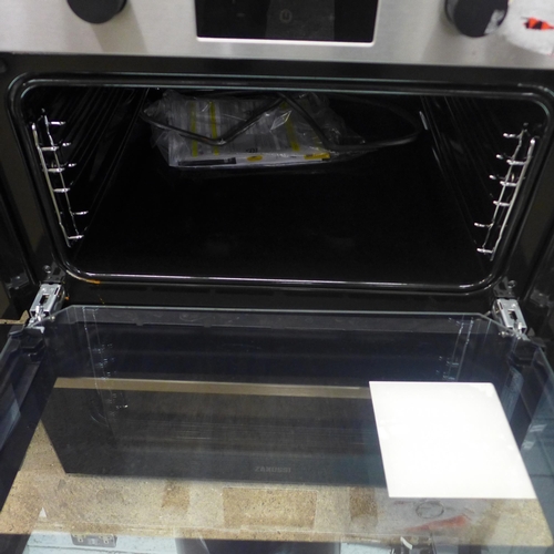 2222 - A Zanussi integrated double oven