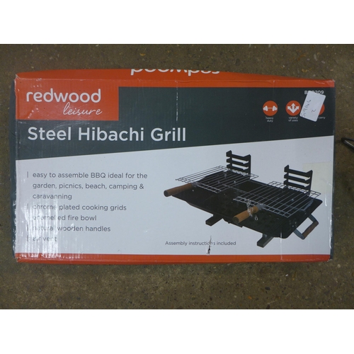 2318 - A Camping Gaz stove and a steel Hibachi grill