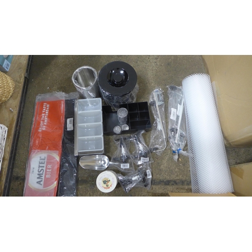 2418 - A quantity of bar items including measures, fruit tray, glass drain matting, large plastic jugs, ice... 