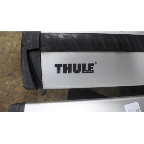 2438 - Thule roof bars