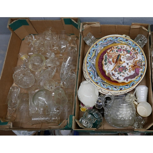 1087 - A collection of assorted glassware and china **PLEASE NOTE THIS LOT IS NOT ELIGIBLE FOR POSTING AND ... 