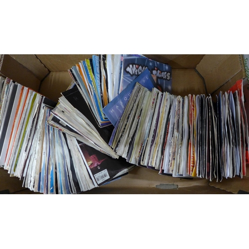 1123 - A collection of 45rpm records, mainly 1970s/80s **PLEASE NOTE THIS LOT IS NOT ELIGIBLE FOR POSTING A... 